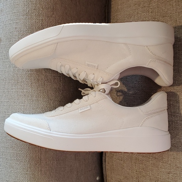 9.5 wide Kizik Prague 2 Walking shoes - Picture 4 of 6